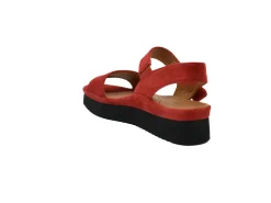 L'AMOUR DES PIEDS Abrilla
