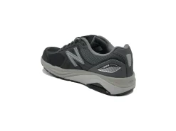 NEW BALANCE 1540V3