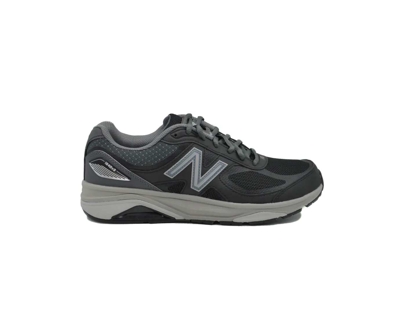 NEW BALANCE 1540V3