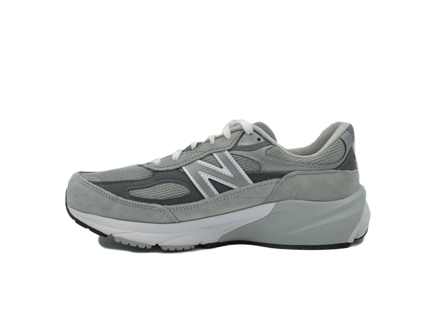 NEW BALANCE 990v6