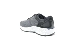 NEW BALANCE 940v4
